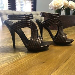 Elizabeth and James heels